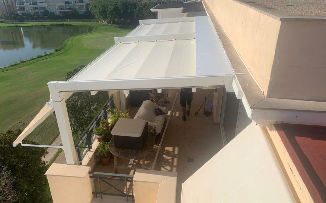 Instalación de pérgola Tenxo en el campo de golf de Playa San Juan (Alicante)